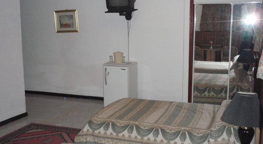 Suite (2 Adults)