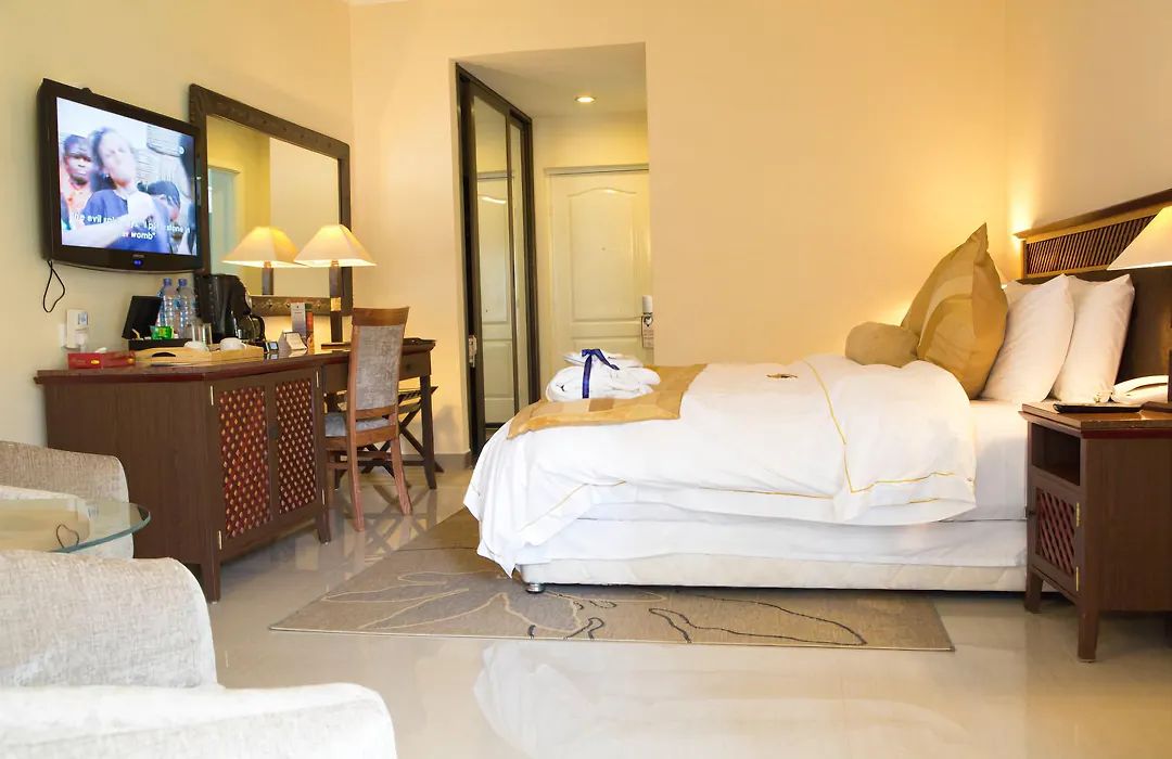 La Palm Royal Beach Hotel-1
