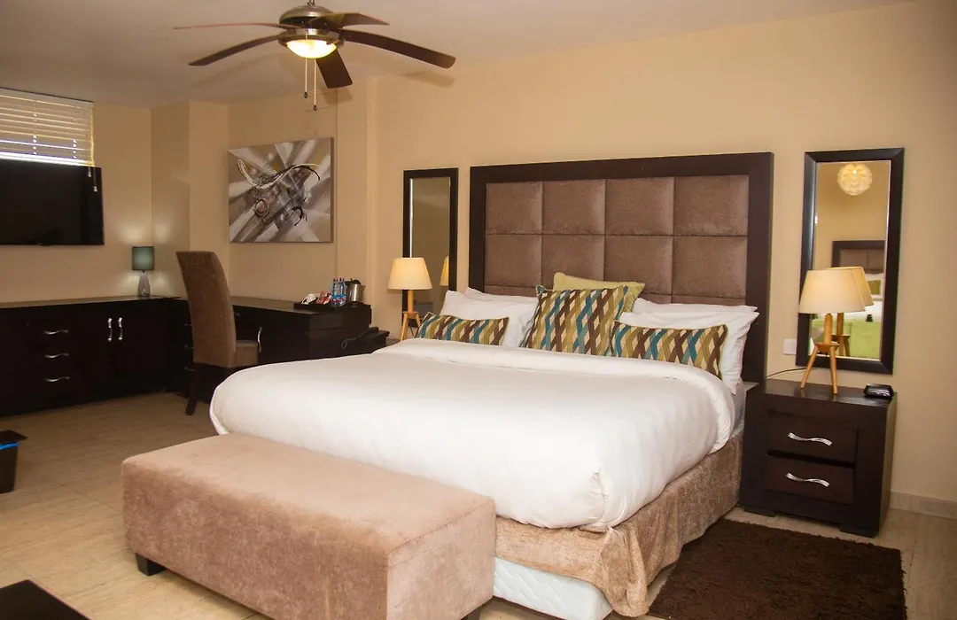 Best Western Plus Accra Beach Hotel-1
